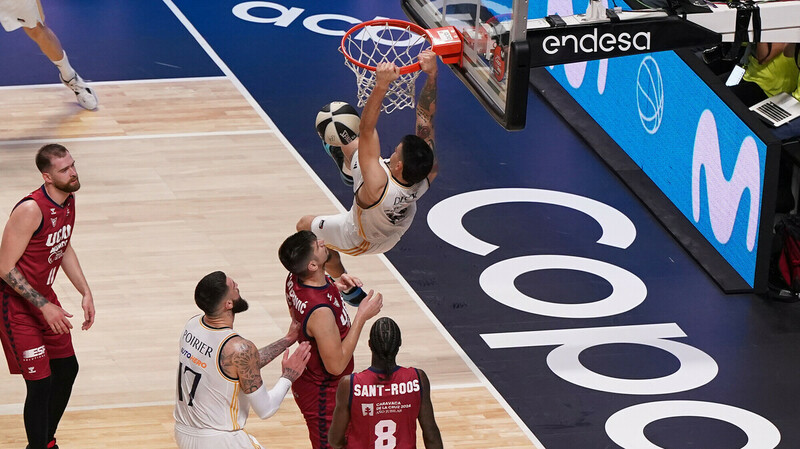 El Real Madrid puede con la fe murciana para abonarse a las semis (84-79)