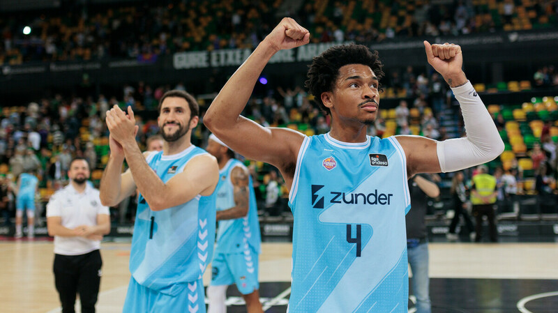 El Zunder Palencia exhibe su esp&iacute;ritu en Miribilla (80-97)