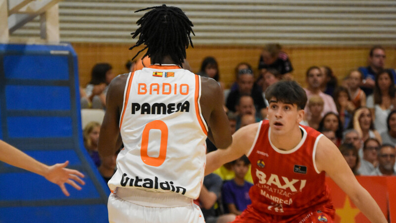 Lluvia de puntos y triunfo valenciano ante BAXI Manresa (93-105)