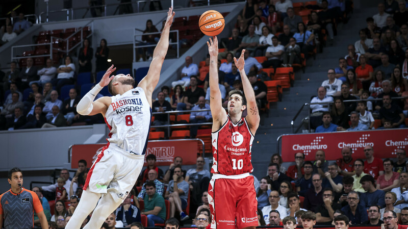 El Casademont Zaragoza se estrena con victoria ante su afición (89-83)