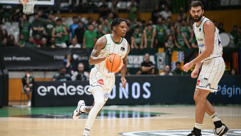 El Unicaja suda para sacar la victoria de Badalona (75-79)