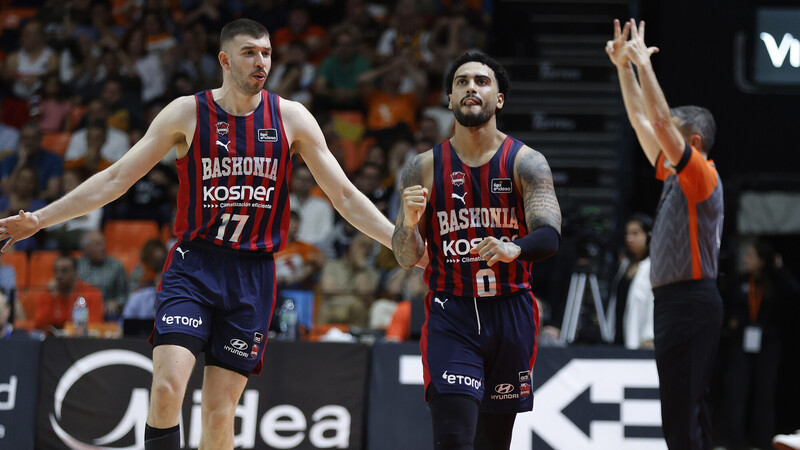 Howard le gana el duelo a Montero para asaltar la Fonteta (125-128)