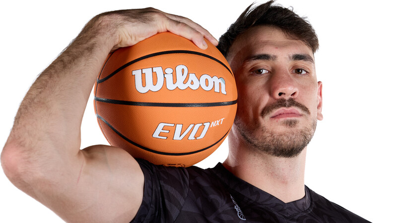 Iv&aacute;n Aurrecoechea y el Coviran Granada separan sus caminos