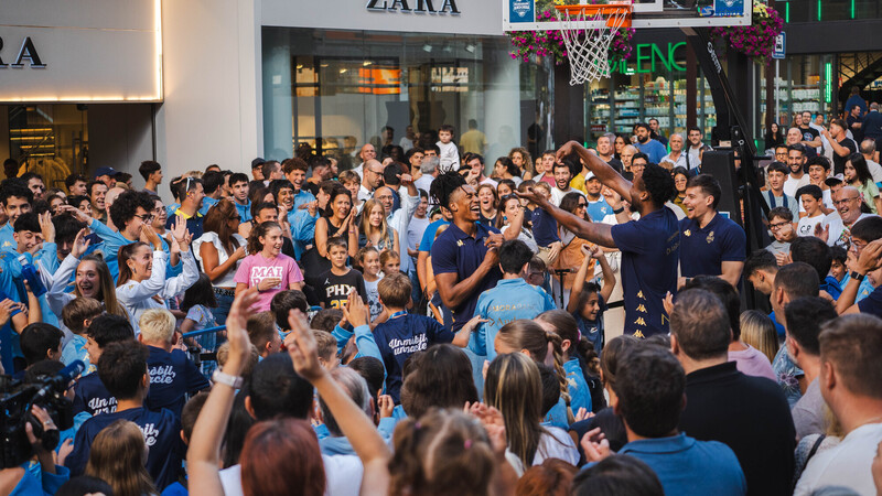 La &ldquo;Festa al Carrer&rdquo; refuerza la ilusi&oacute;n andorrana por el nuevo curso