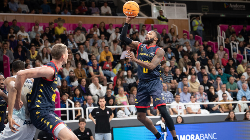 El MoraBanc Andorra vence in extremis al BAXI Manresa (86-85)