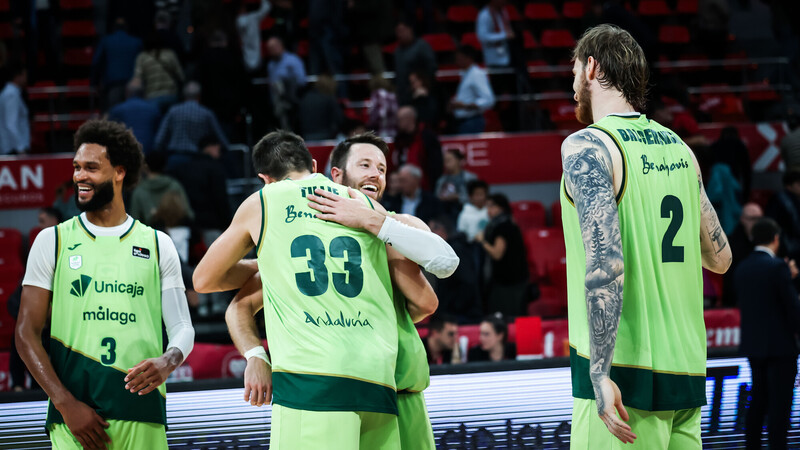 Unicaja impide el arre&oacute;n zaragozano a base de triples (79-86)