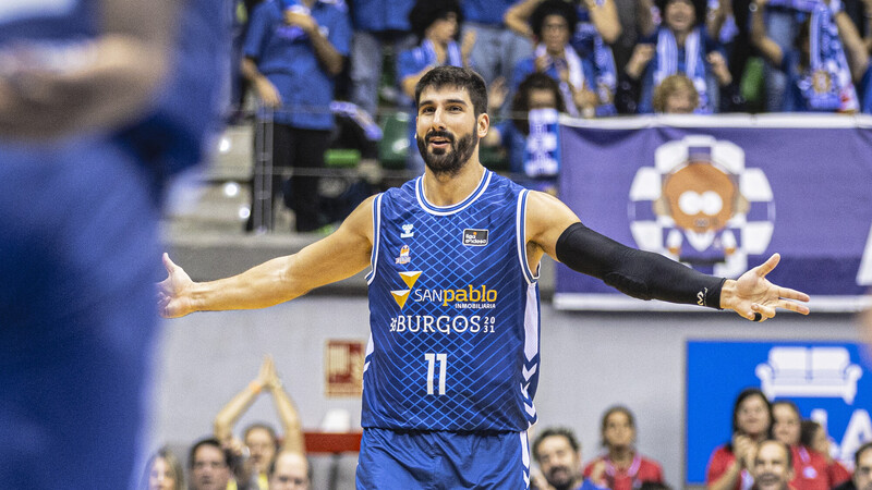 Dani D&iacute;ez, intervenido satisfactoriamente de la fascia del pie