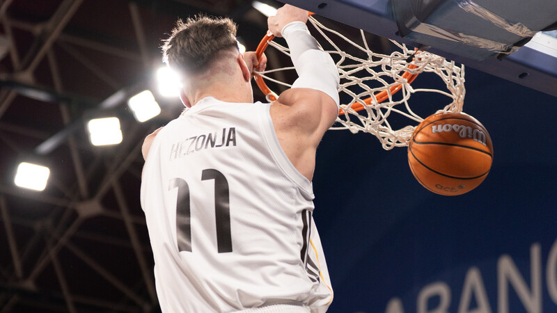 El Real Madrid tira de talento para vencer a un batallador MoraBanc (85-90)