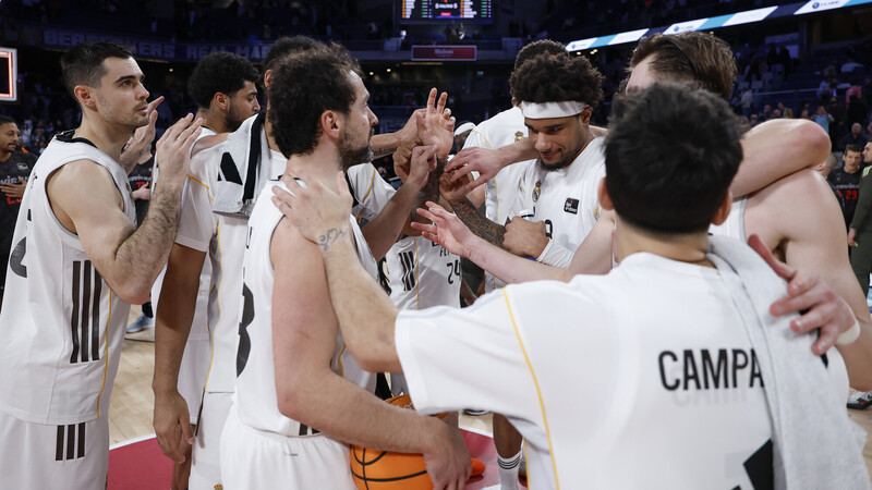 El Real Madrid logra un peleado triunfo ante el Coviran Granada (94-79)