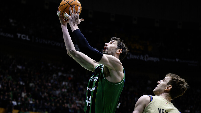 Tomic alcanza los 7.000 puntos y entra en el Top 10 hist&oacute;rico de victorias 