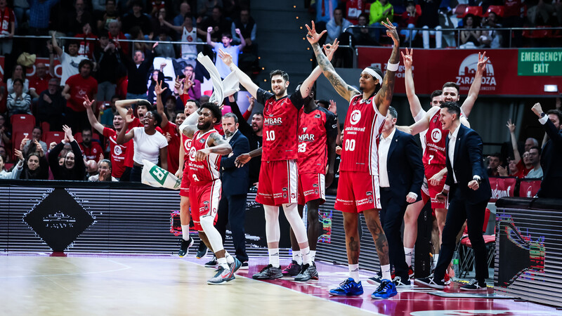 Festival ma&ntilde;o desde el 6,75 para romper la mala racha (108-98)