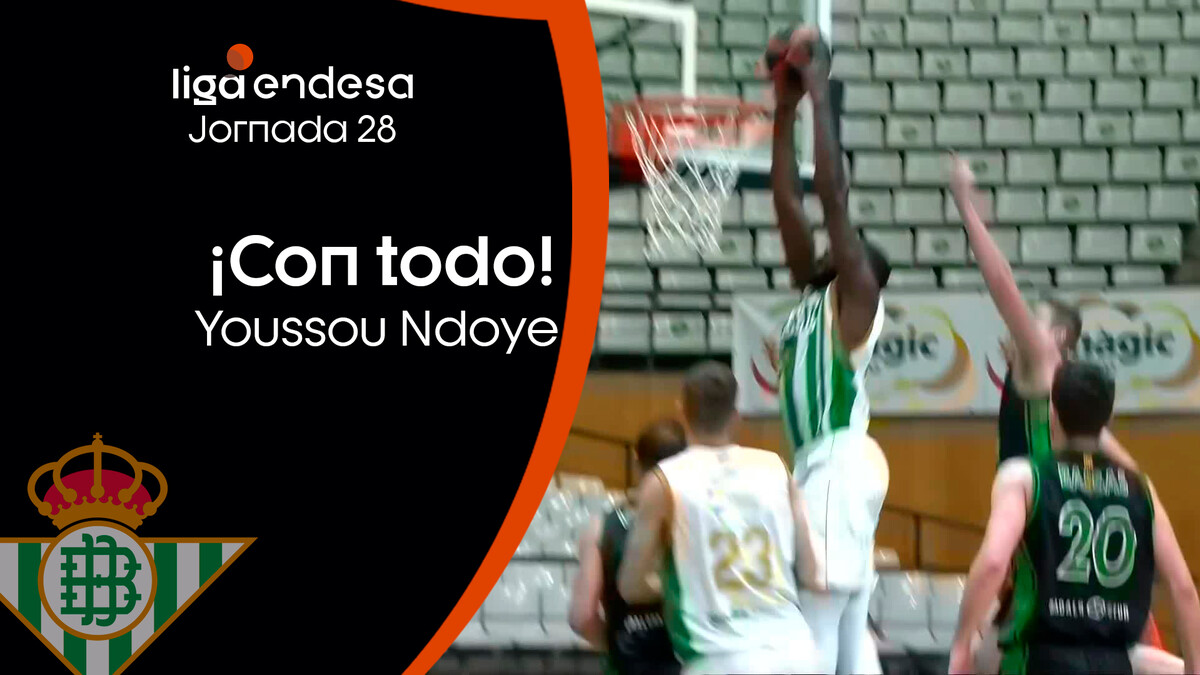 Youssou Ndoye... &iexcl;con todo!